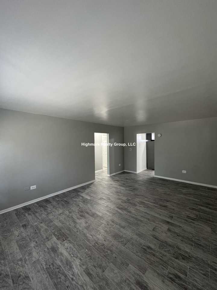 1312 Carol St #1OA - Photo 4 of 13