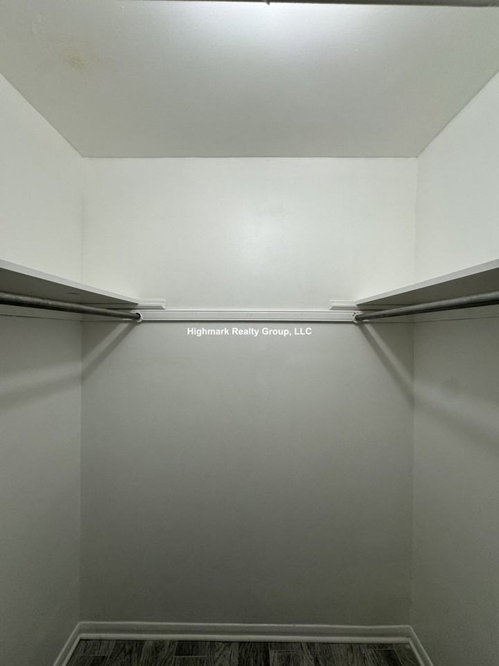 1312 Carol St #1OA - Photo 6 of 13