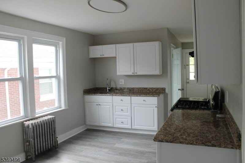 67 Edgar St #1 - Photo 3 of 11
