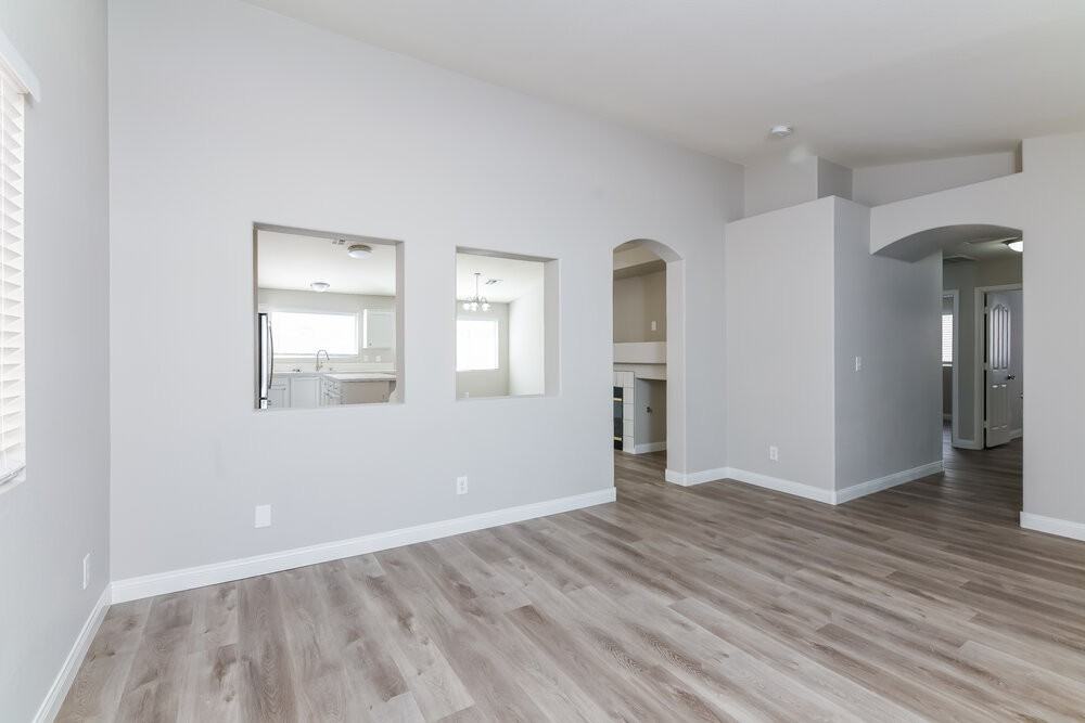 2037 Madica Ave - Photo 3 of 16