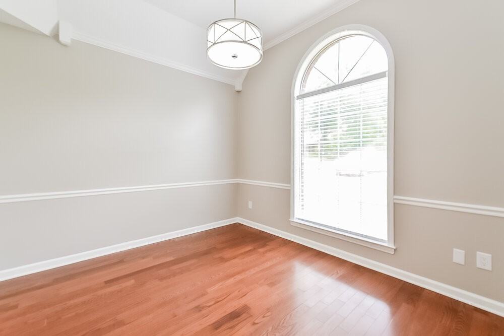 4401 Okeechobee Dr - Photo 5 of 16