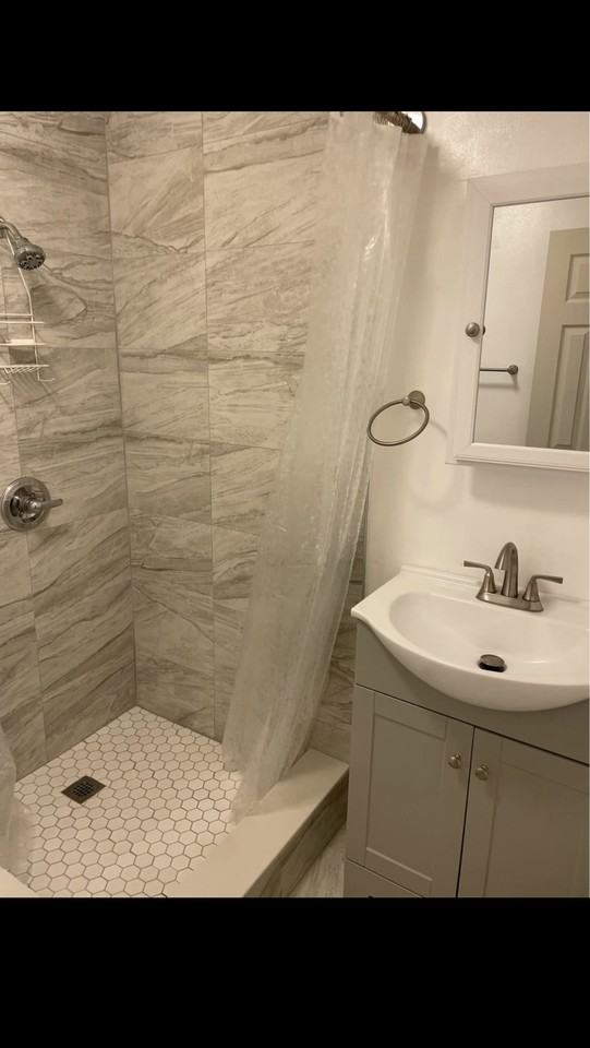 5435 Southwest 148th Place - Photo 2 of 5