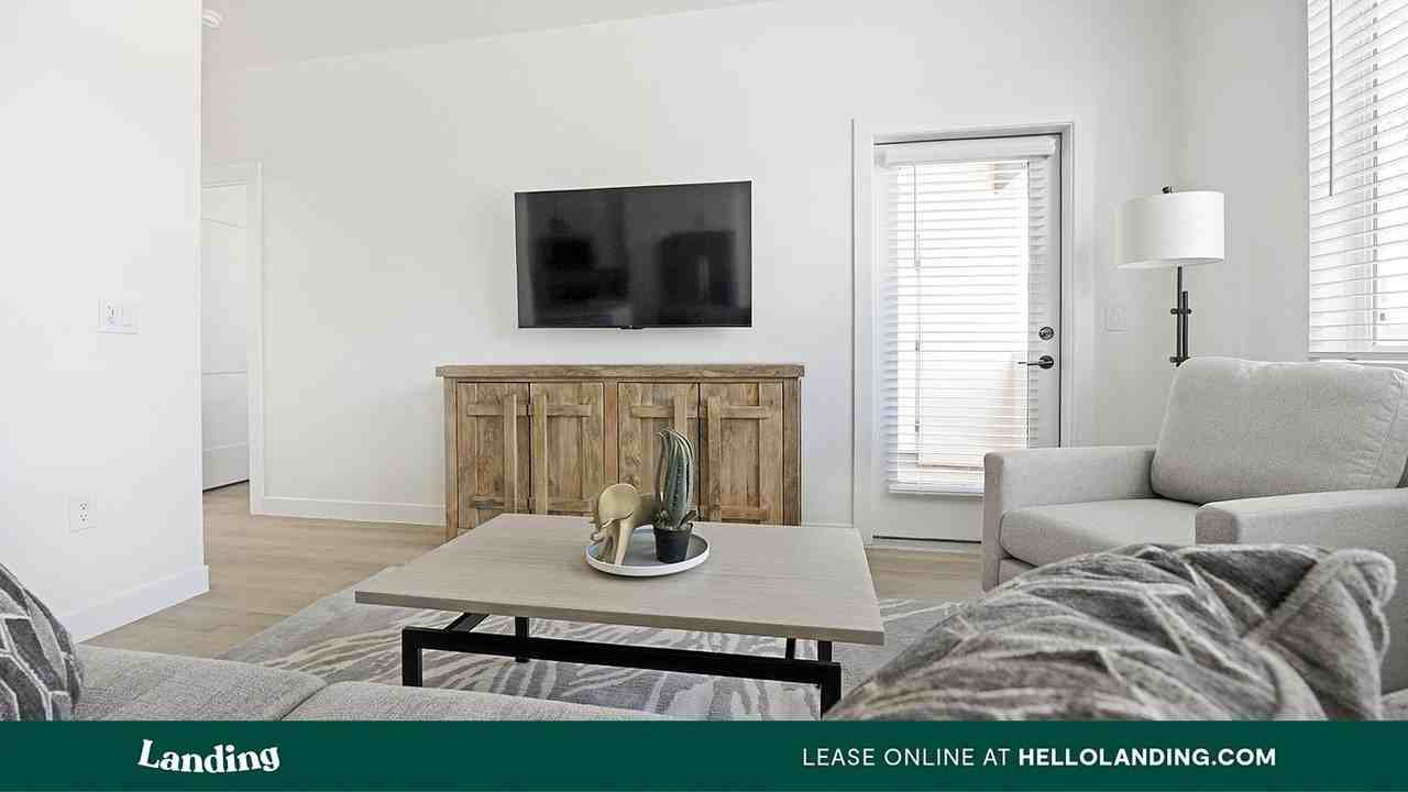 255 N Camino Mercado - Photo 4 of 50