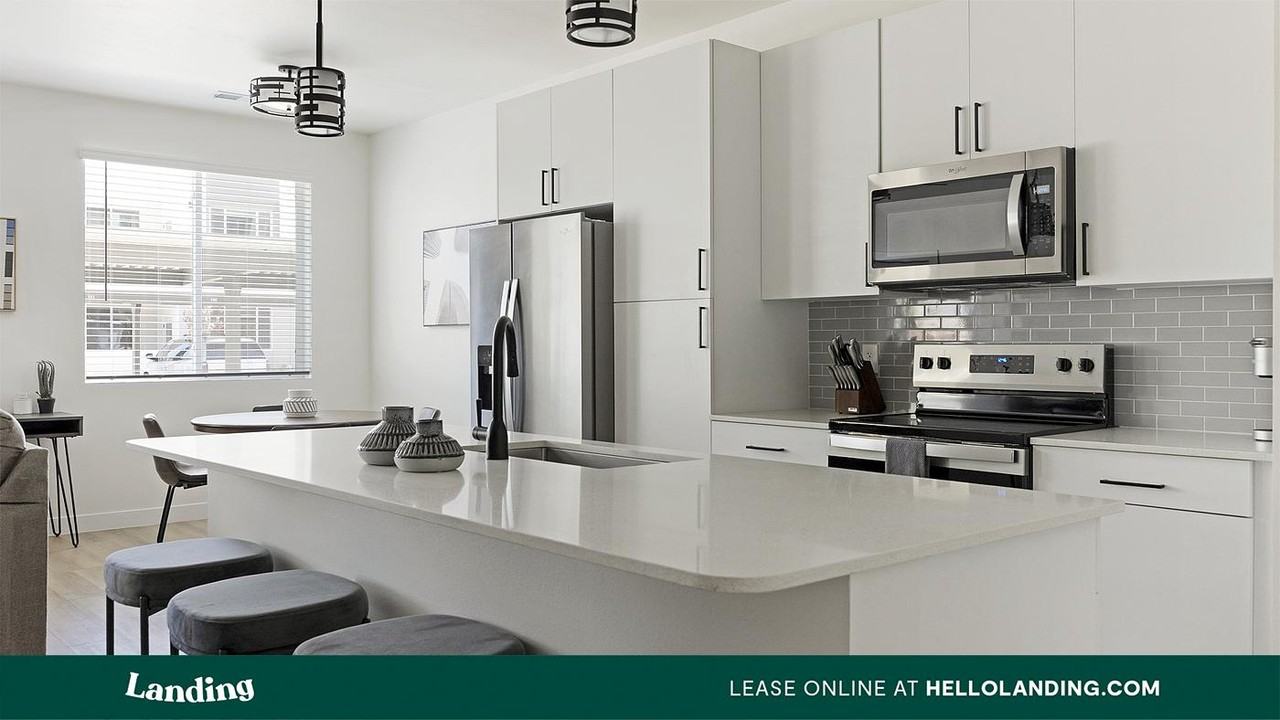 255 N Camino Mercado - Photo 7 of 50