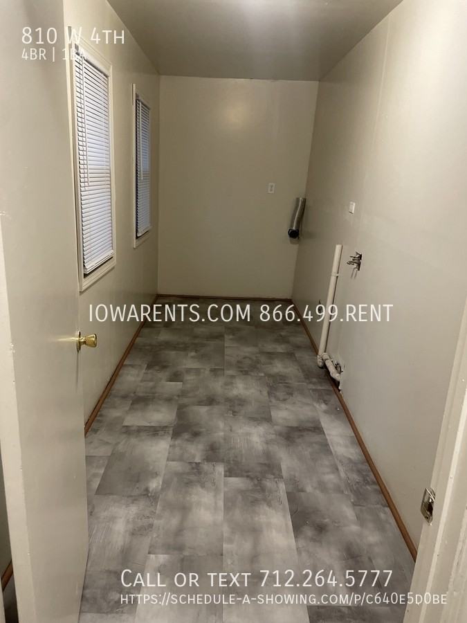 810 W 4th St #1 - Photo 2 of 19