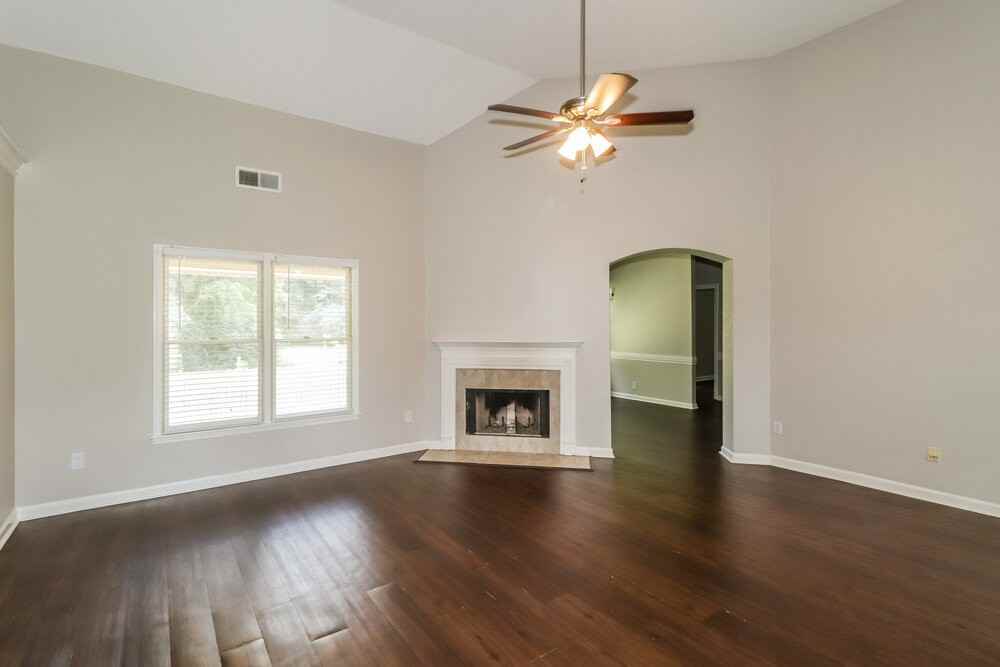8642 Tropicana Dr N - Photo 5 of 17