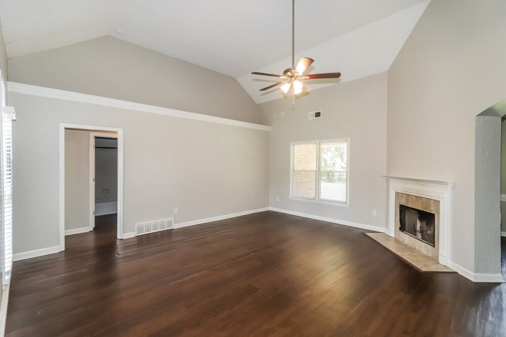 8642 Tropicana Dr N - Photo 6 of 17