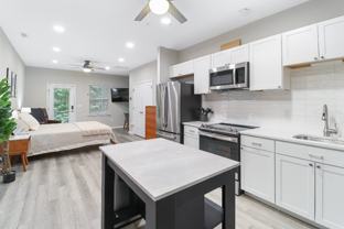 100 Stratford Lakes Dr - Photo 1 of 1