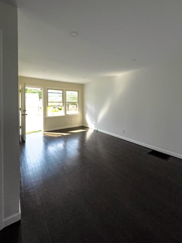 31 Dupont Pl - Photo 2 of 9