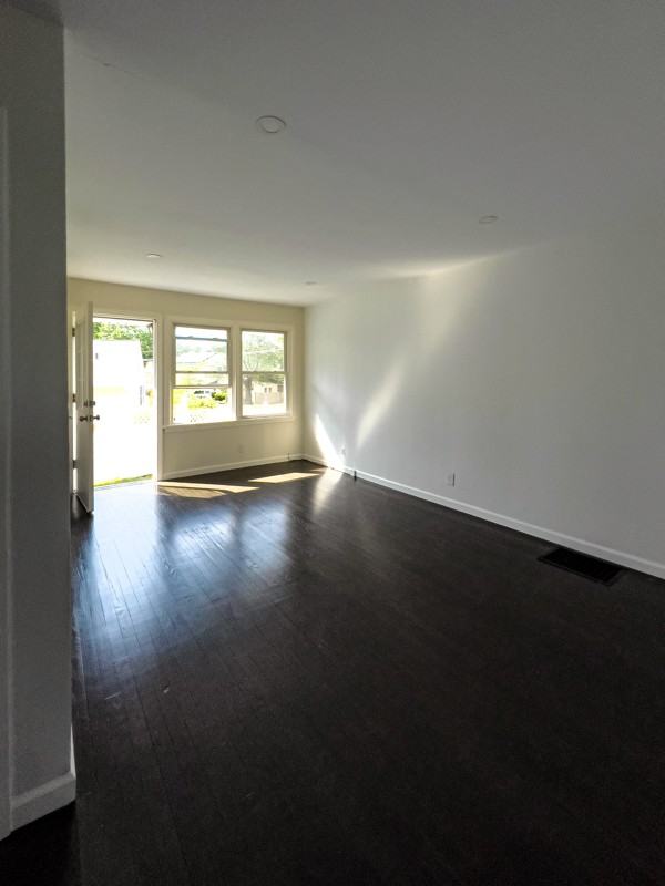 31 Dupont Pl - Photo 3 of 9