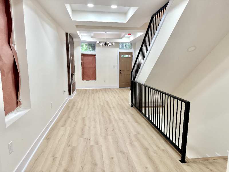 1518 E Lanvale St - Photo 7 of 23