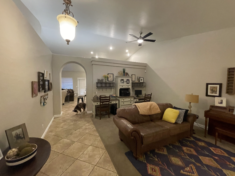 2854 E Fairfield St - Photo 2 of 16