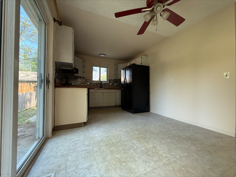 5840 Monticello Dr - Photo 4 of 14