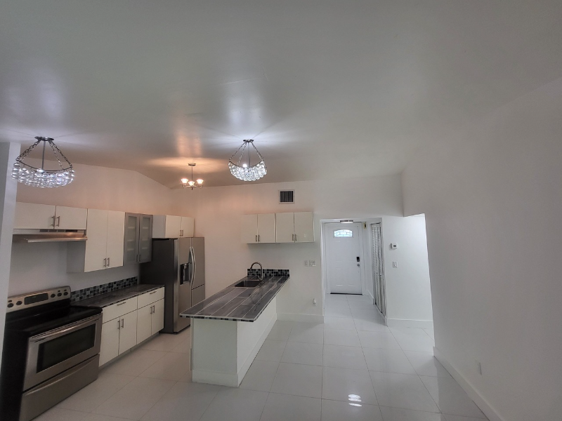 10345 Solana Rd - Photo 5 of 17