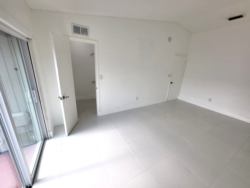 10345 Solana Rd - Photo 7 of 17