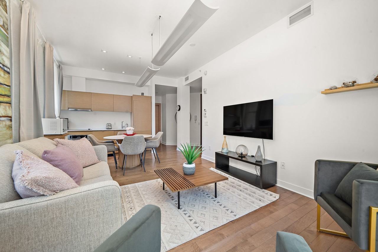 244 Rue Saint-Jacques #51 - Photo 3 of 10