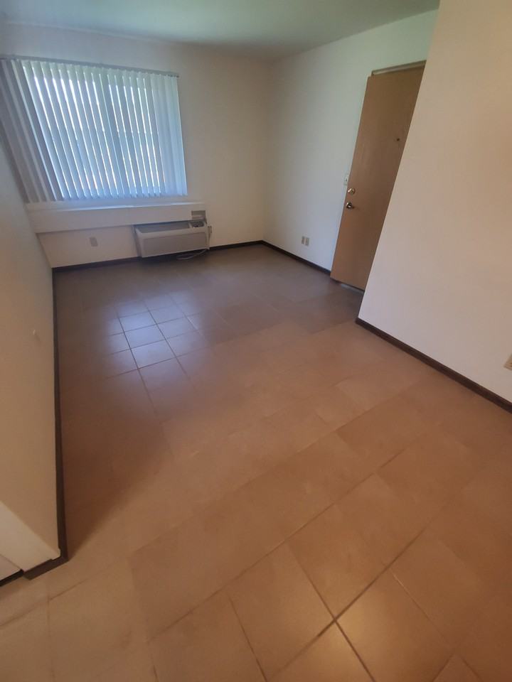 1705 La Crescent St #130 - Photo 3 of 14