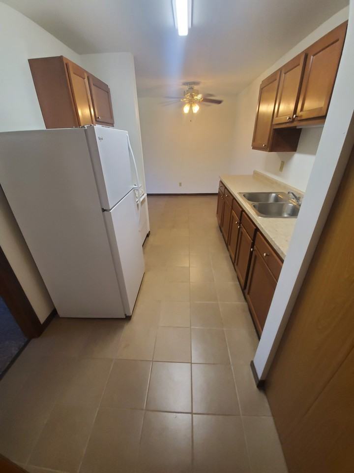 1705 La Crescent St #130 - Photo 6 of 14