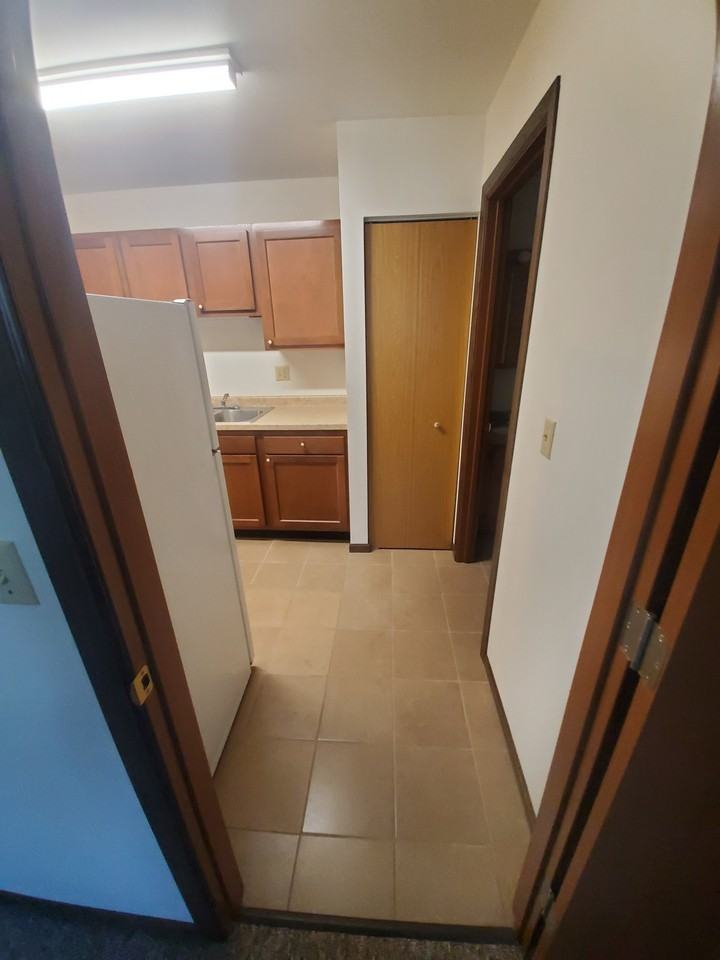 1705 La Crescent St #130 - Photo 7 of 14