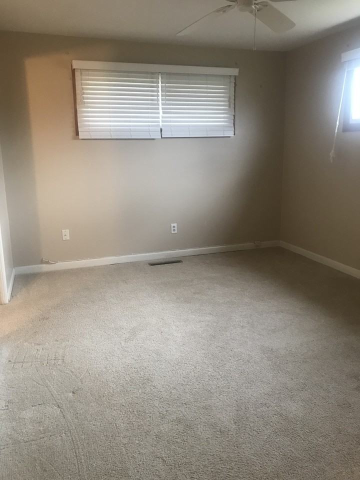 58 Blackstone Dr #NA - Photo 7 of 13