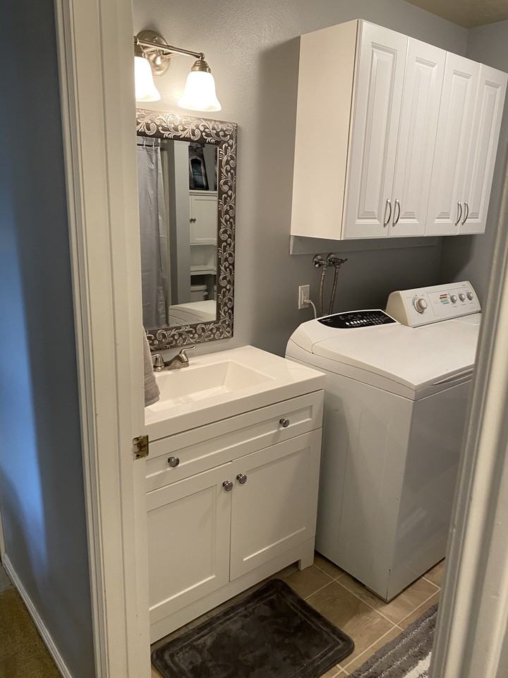 237 W 1020 S #3 - Photo 7 of 22