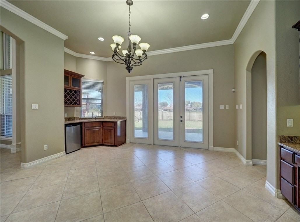 11 West Bar-Le-Doc Drive - Photo 6 of 40