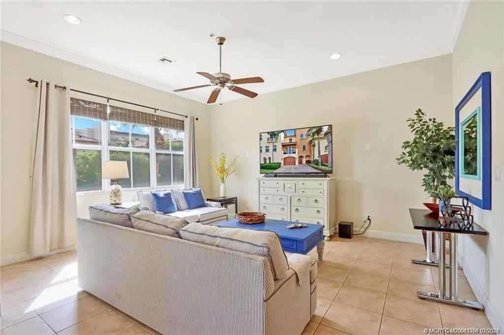 203 Ocean Bay Dr - Photo 6 of 35