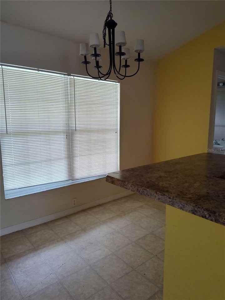 10311 Sw 54th Ct - Photo 5 of 20