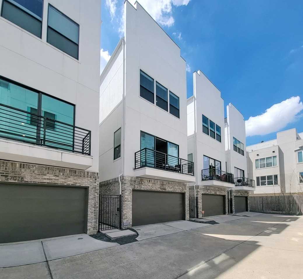 5709 Larkin St - Photo 2 of 50