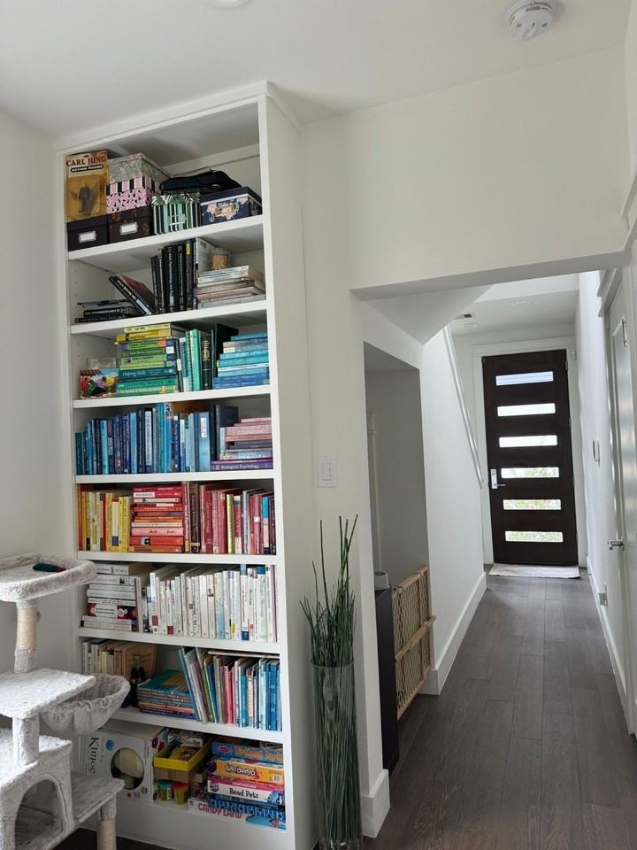 1123 West 17th Street - Photo 2 of 21