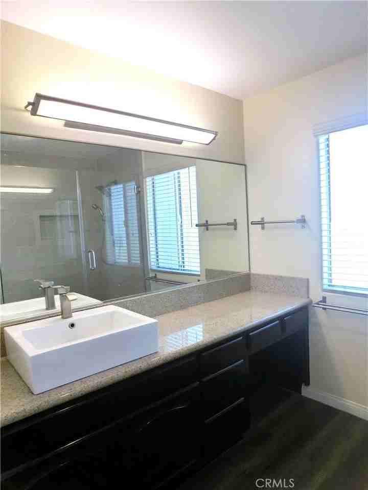 5015 Tyler Ave - Photo 4 of 16