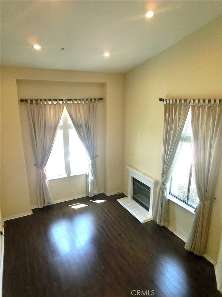 5015 Tyler Ave - Photo 7 of 16