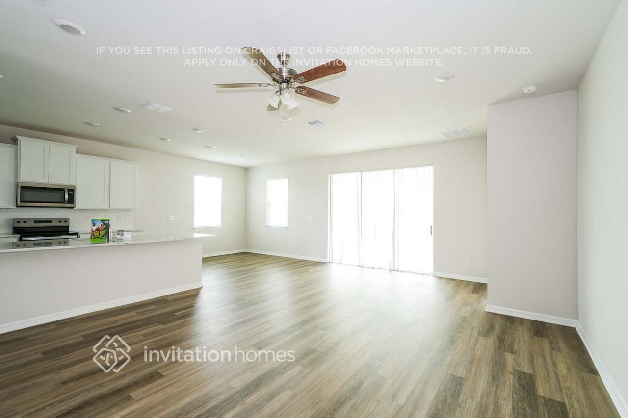 18228 Metado Dr - Photo 3 of 17