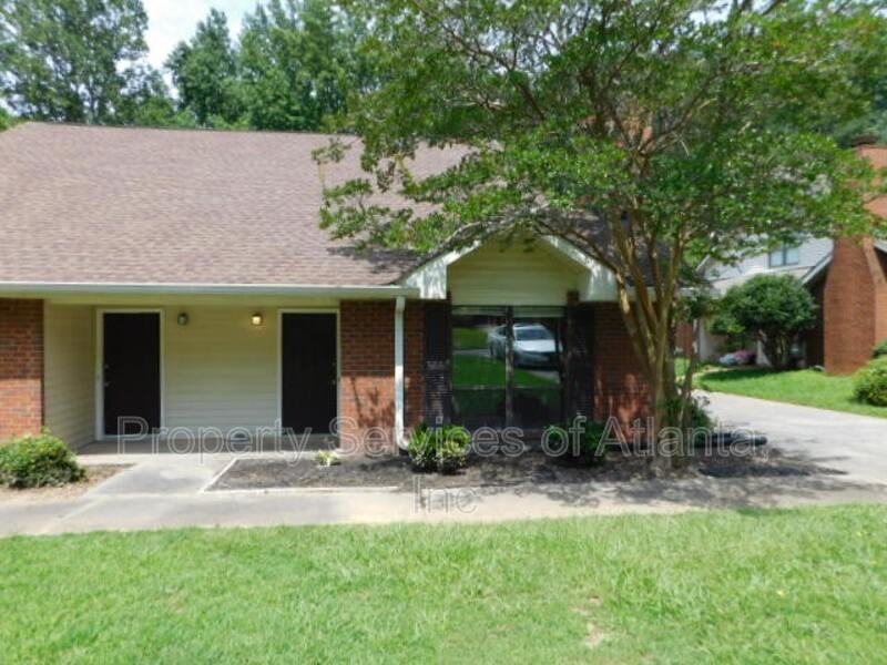 502 Plymouth Ln - Photo 2 of 23