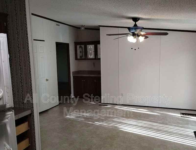 206 Sw Satellite Ln - Photo 3 of 6