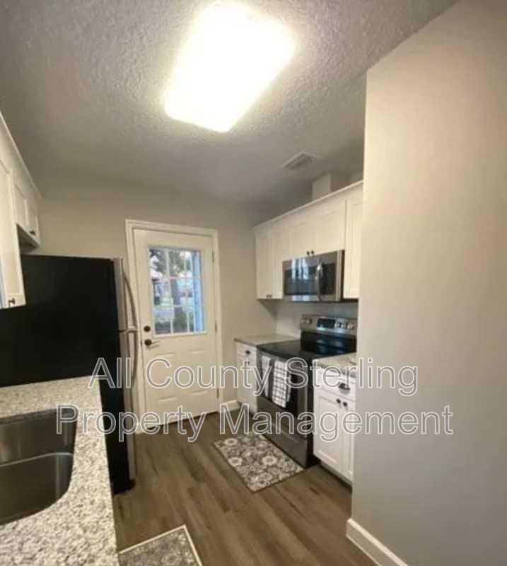 20 Sw 5th St - Photo 7 of 13