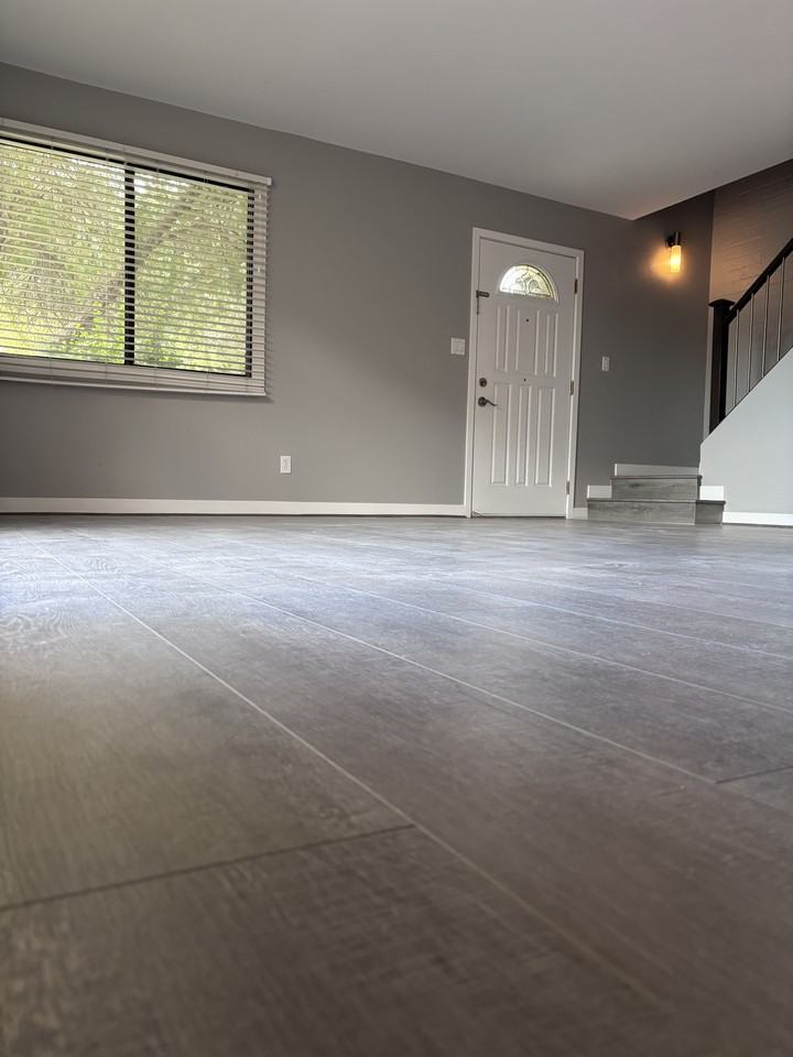 7845 East Valley Vista Drive - Photo 2 of 17