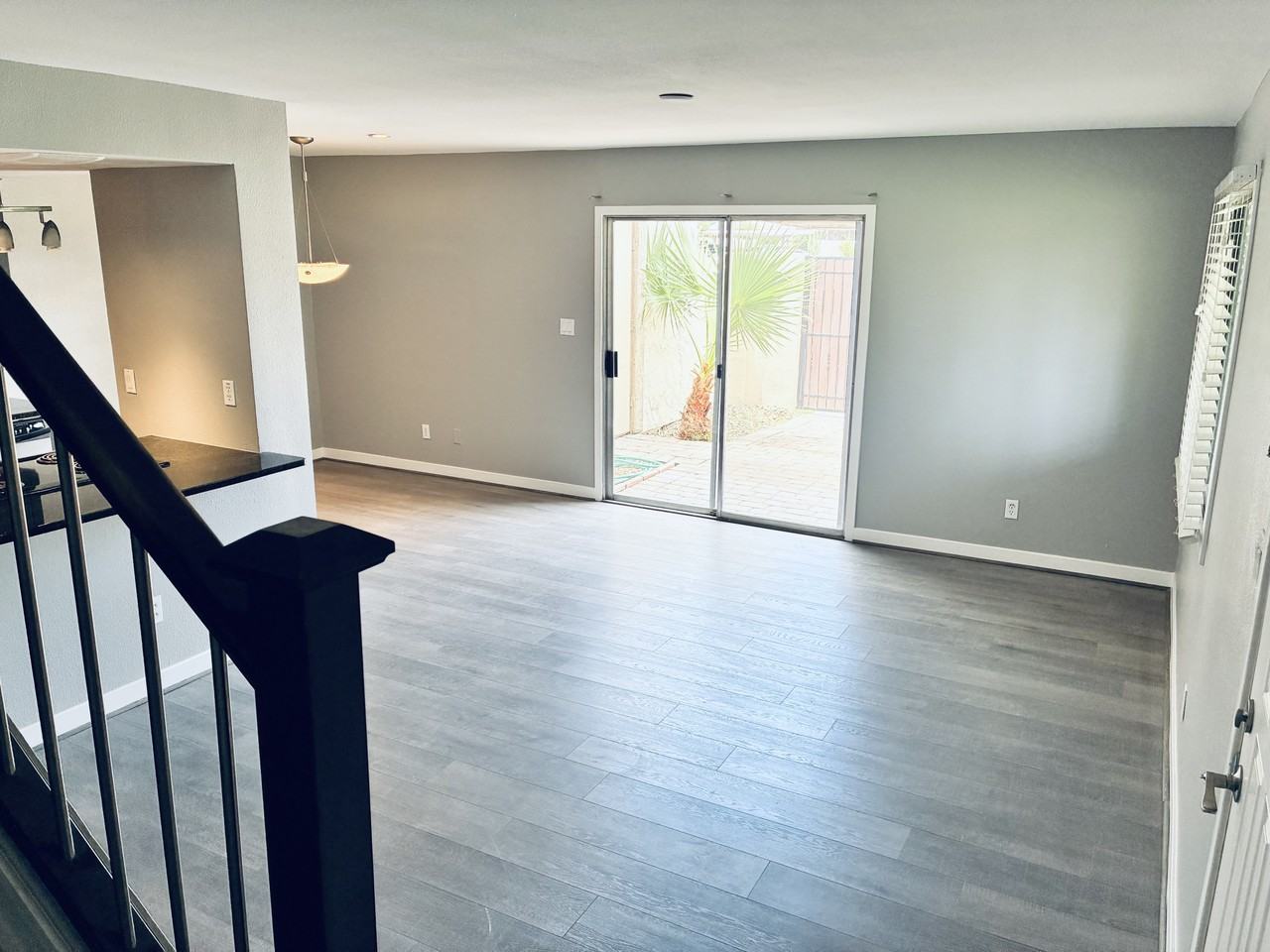 7845 East Valley Vista Drive - Photo 3 of 17