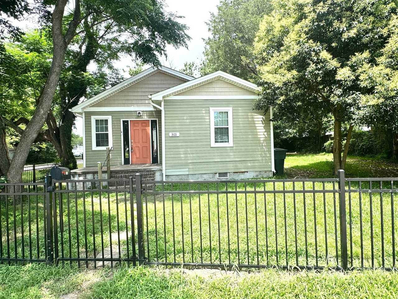 3101 Hurley Ave