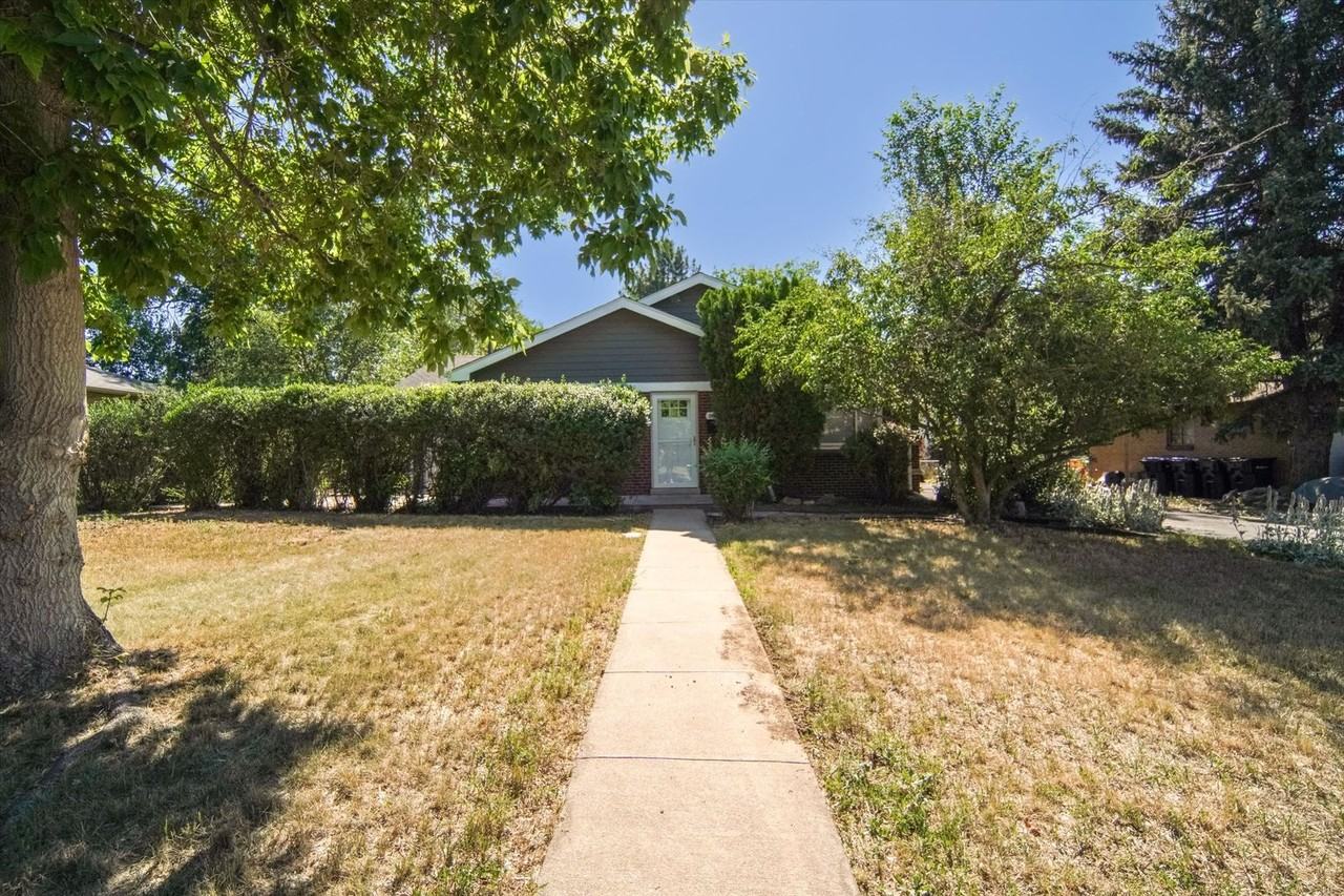 6370 Quay St - Photo 2 of 40