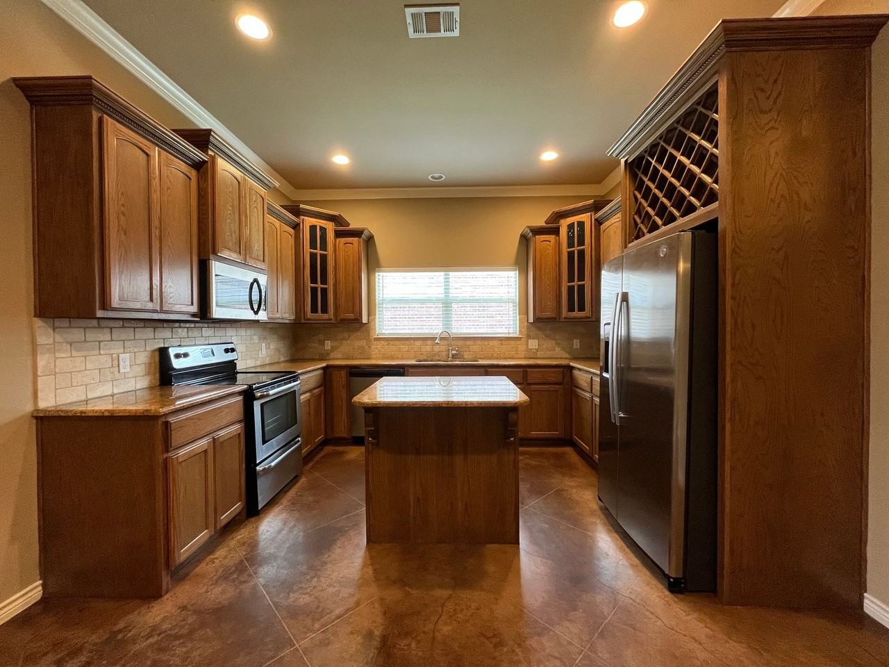 3032 Stallion Dr - Photo 2 of 26