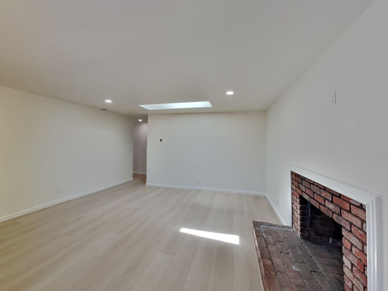 1097 Kenwal Rd - Photo 2 of 20