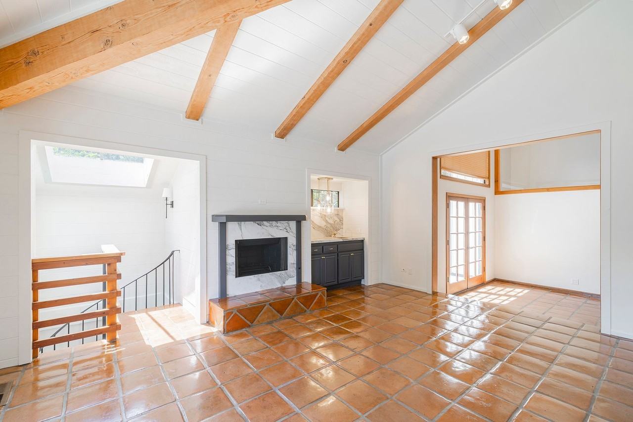 5245 Elvira Rd - Photo 5 of 44