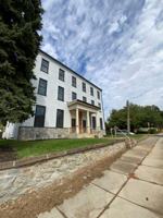 featured image of 557 Union St