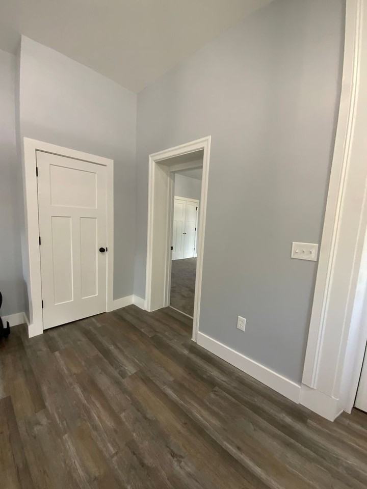 557 UNION STREET - Photo 2 of 25