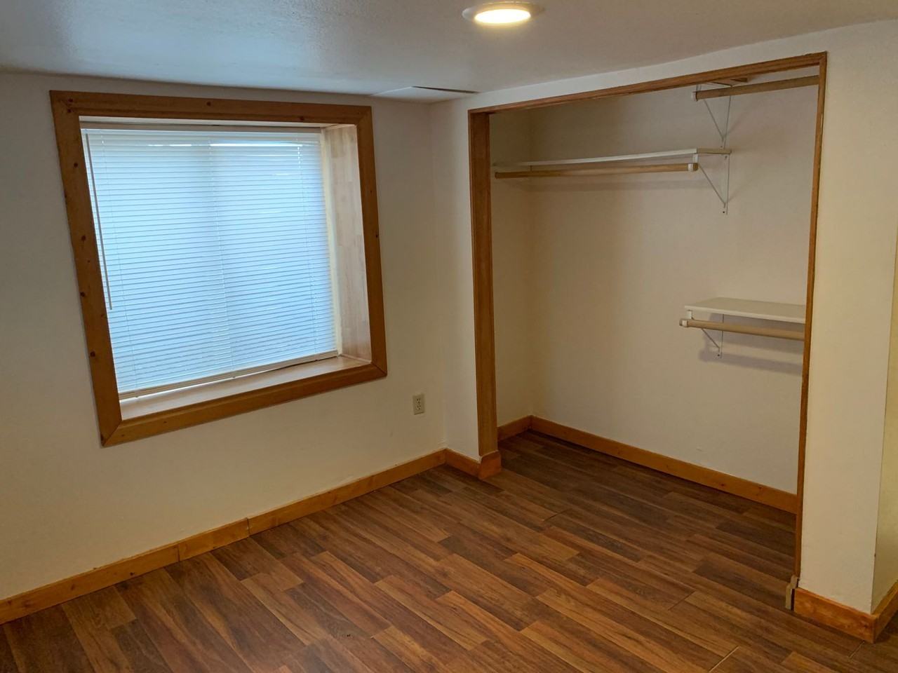 407 W Groschell St - Photo 6 of 10