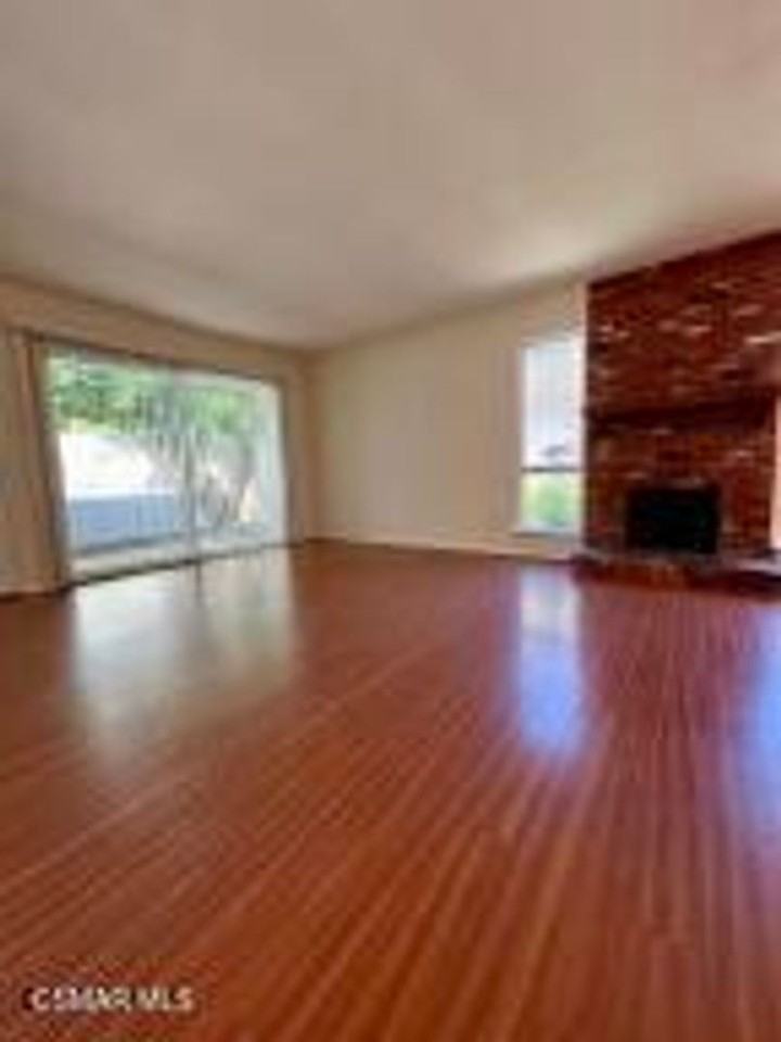 28510 Conejo View Dr - Photo 3 of 21