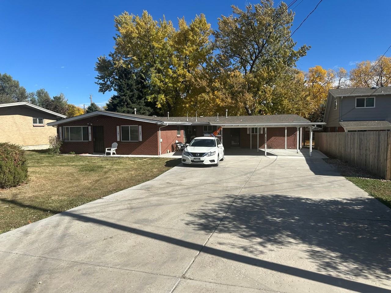 1938 Iris Street - Photo 2 of 12