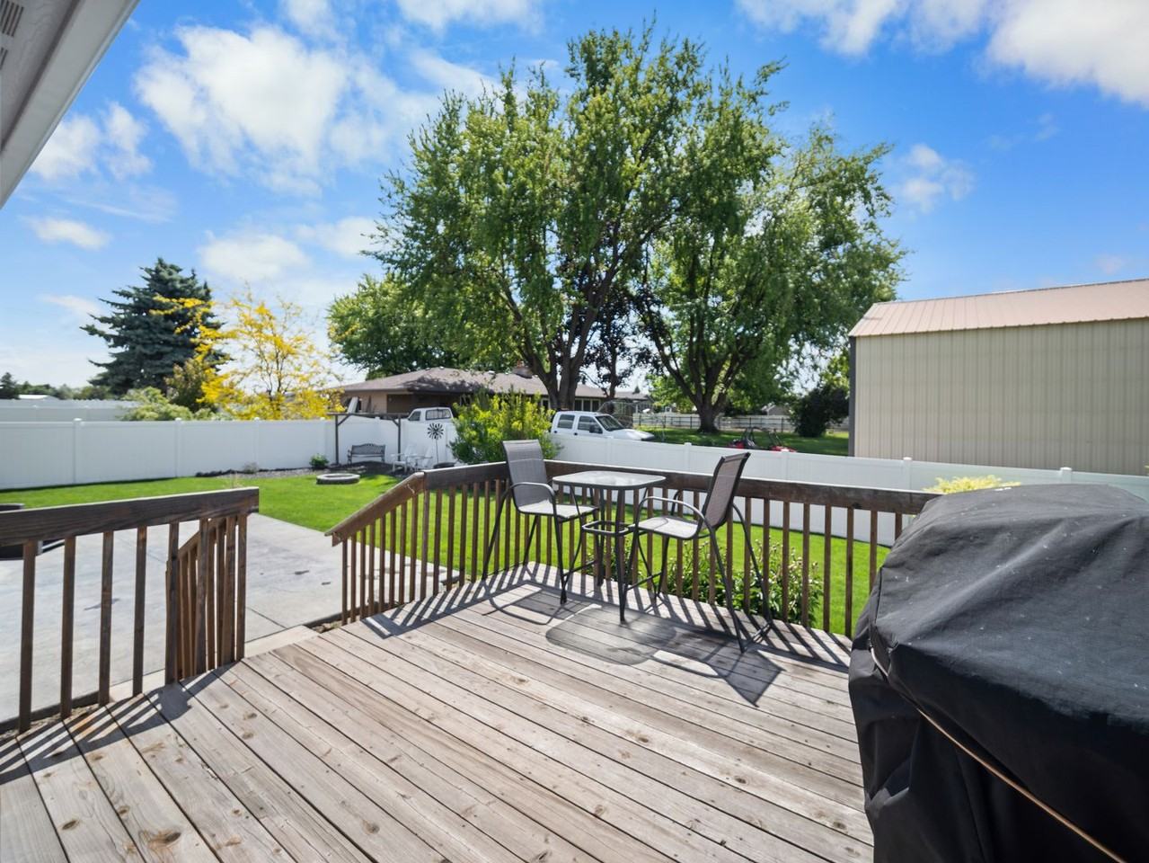 3719 W Dawn Ave - Photo 6 of 50