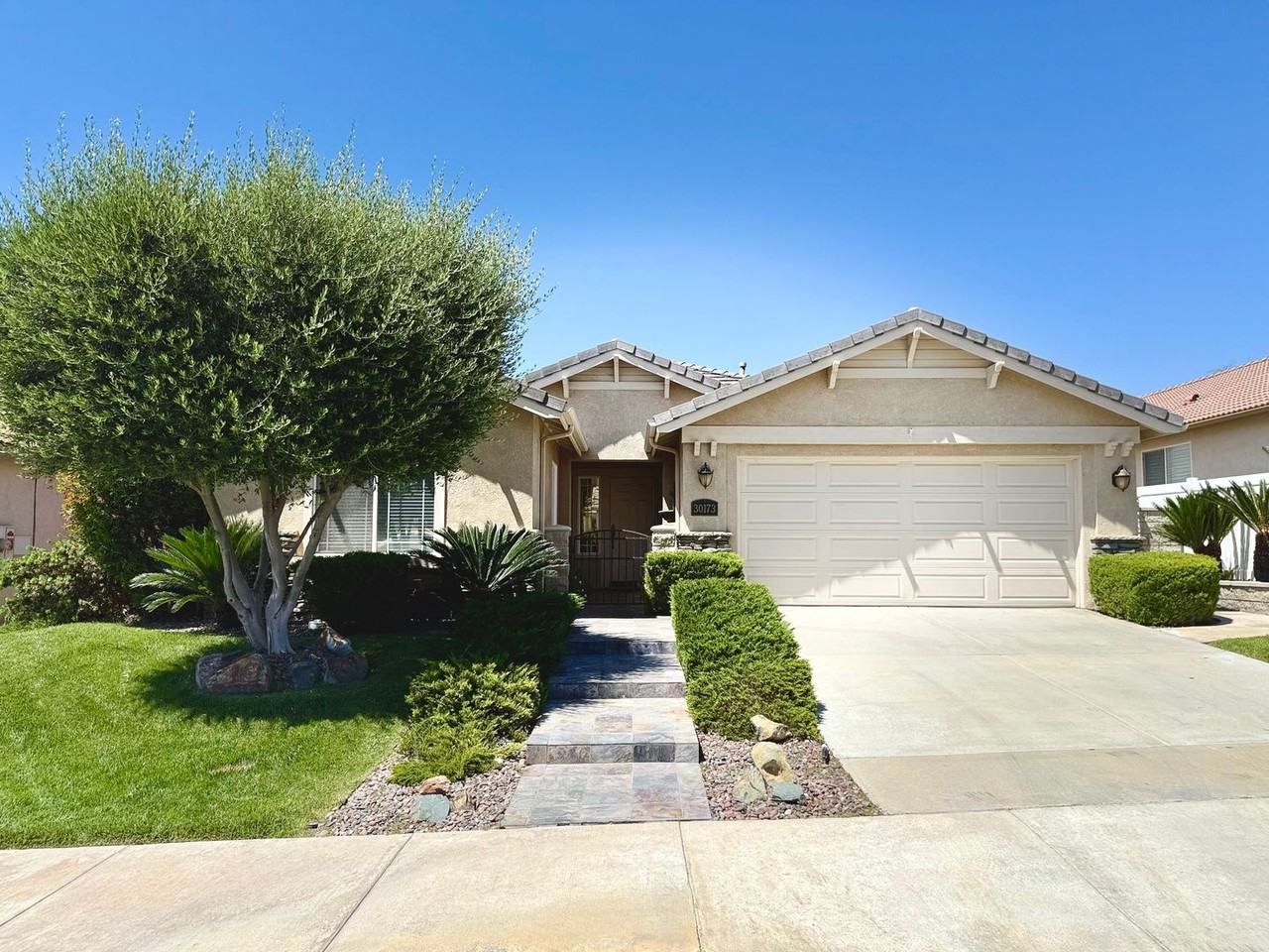 30173 Chateau Cuvaison